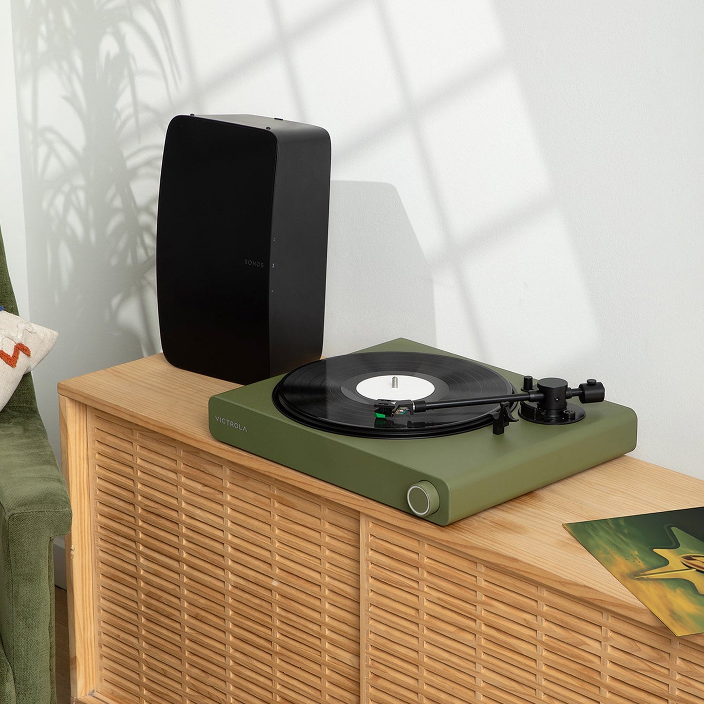 Stream Onyx WiFi and Bluetooth Turntable (Works with Sonos)